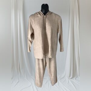 Stan Herman Champagne
Poly Fleece Lounge Set
Toast Size 3X